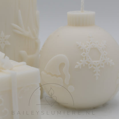 Kerstbal kaars met sneeuwvlok design
