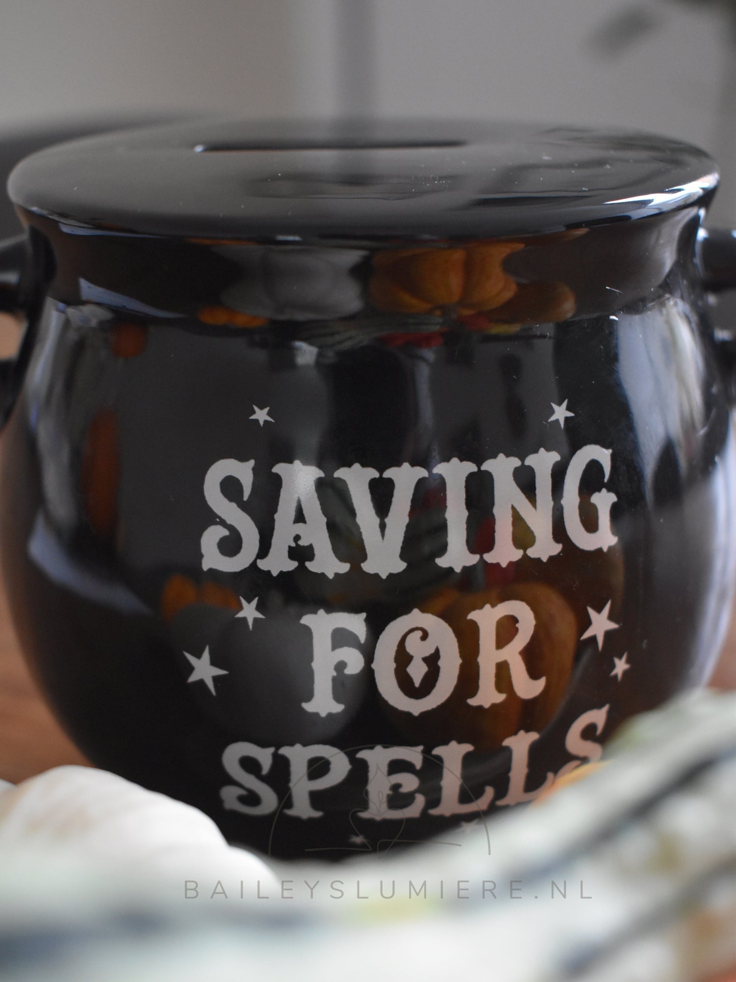 Zwarte heksenketel spaarpot  |  Saving for Spells | Magische decoratie