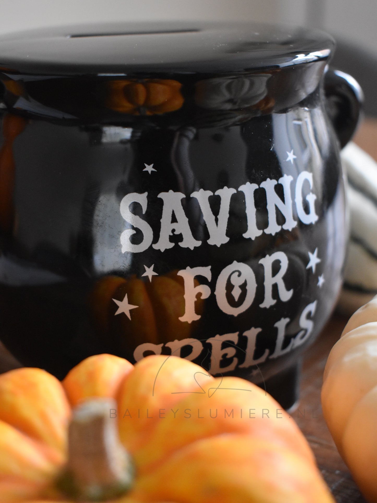 Zwarte heksenketel spaarpot  |  Saving for Spells | Magische decoratie