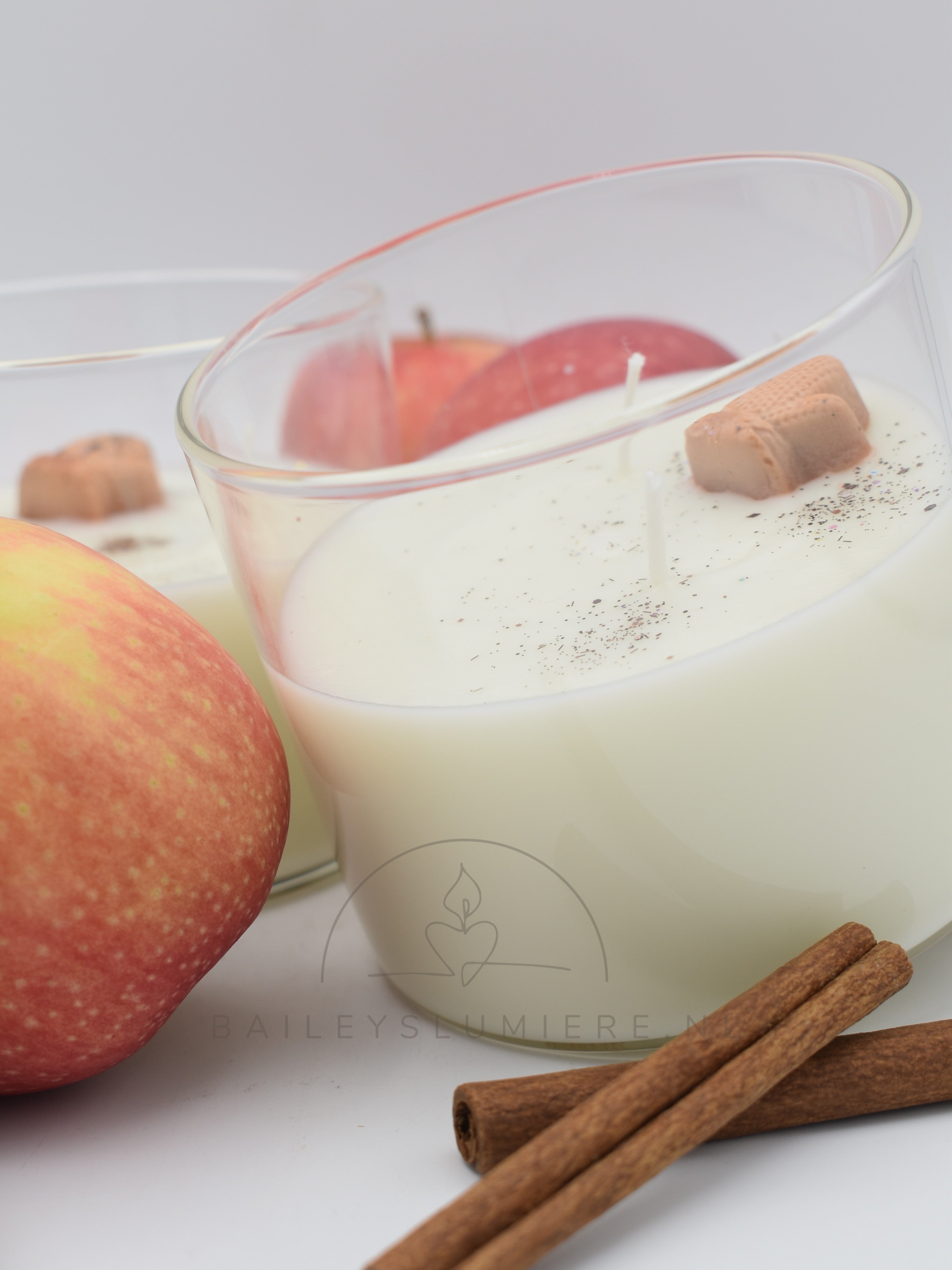 Gebakken appeltaart geurkaars, sterk geurende luxe kaars met Appel & Kaneel