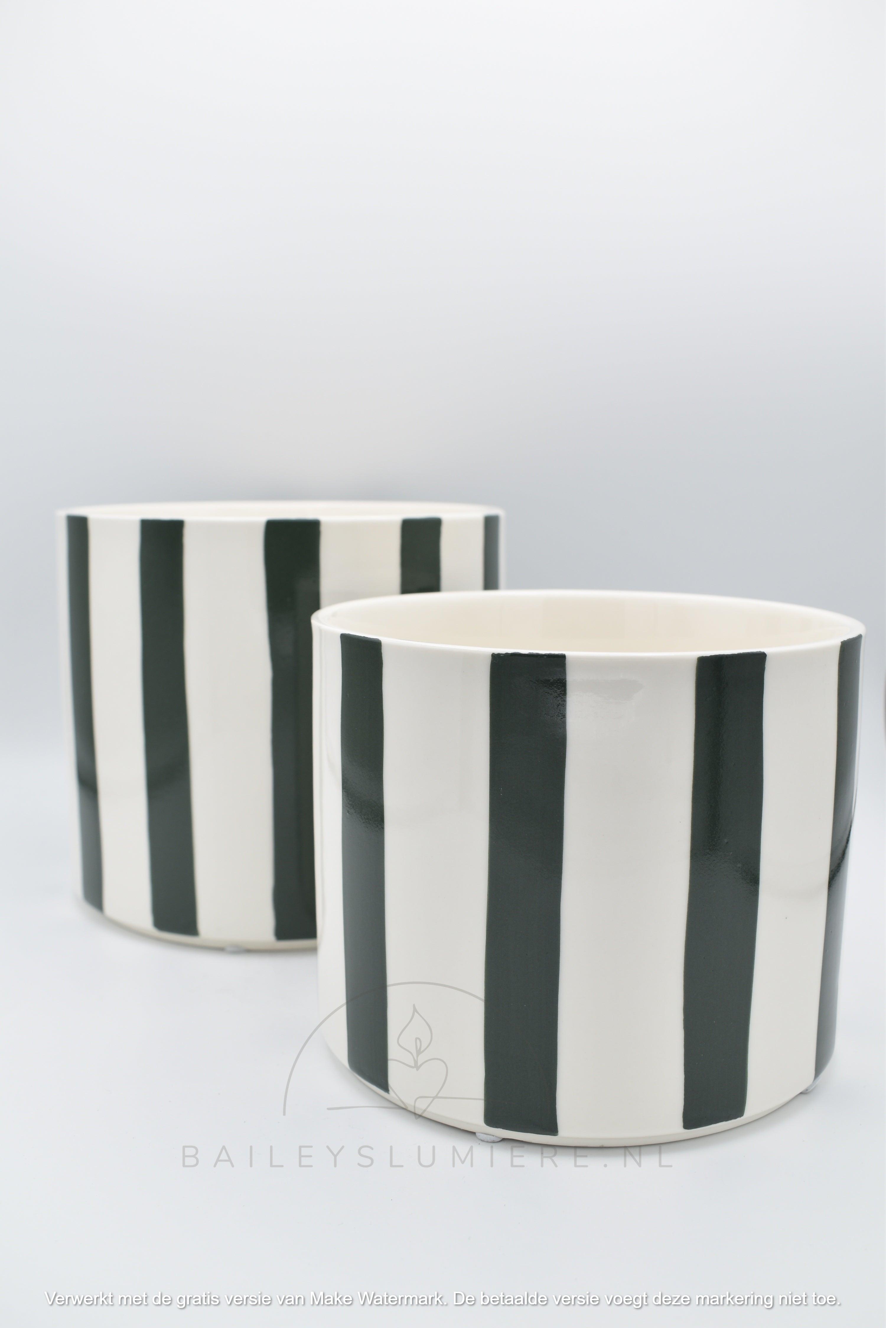 Gestreepte bloempotten