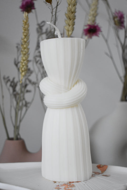 Knoop pilaar kaars