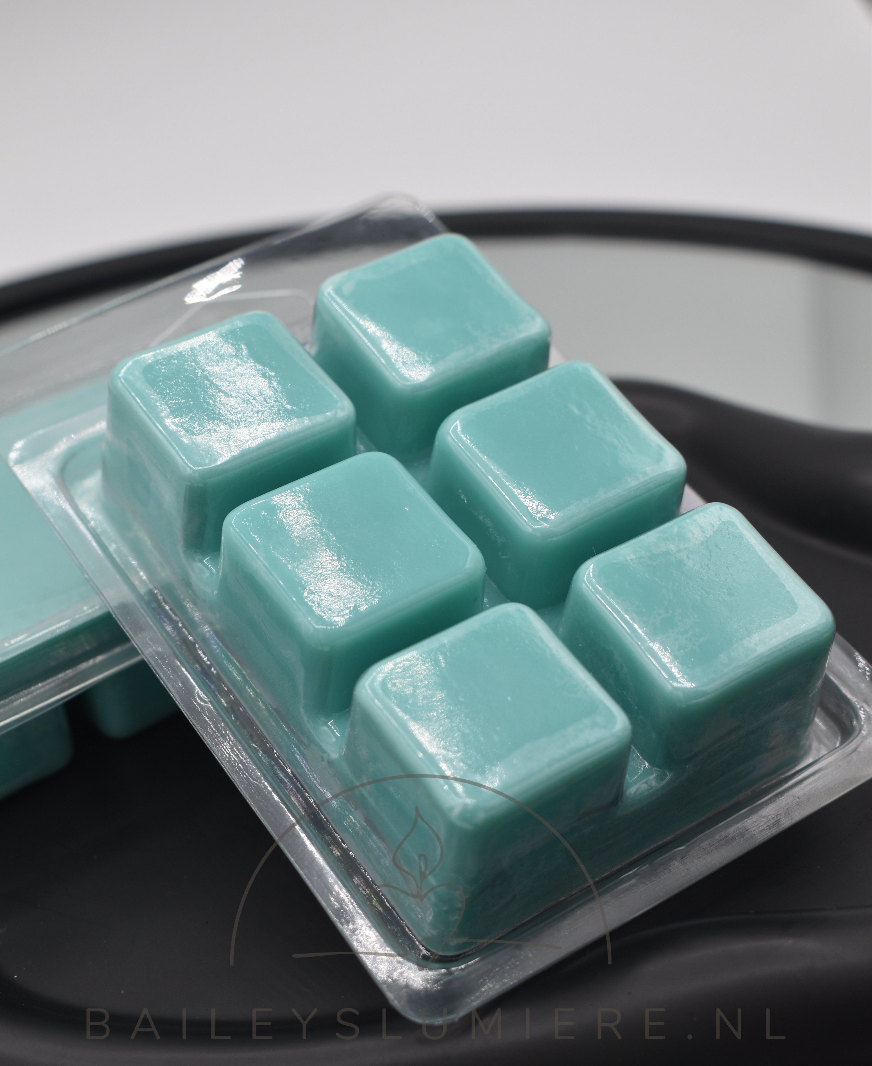 Douceur de Vivre waxmelt