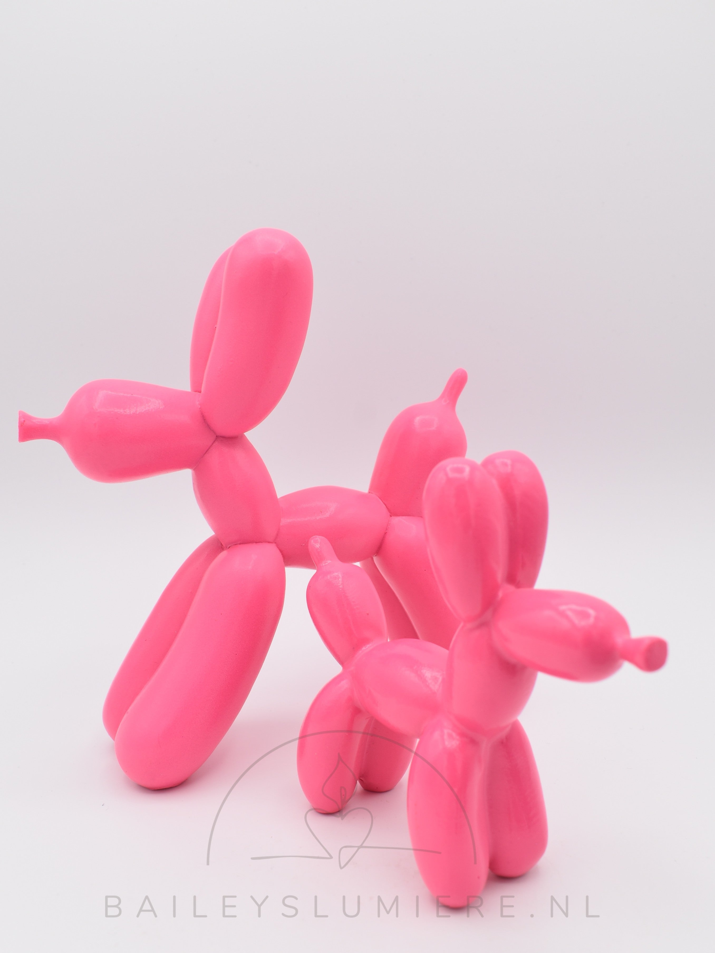 Balloon dogs