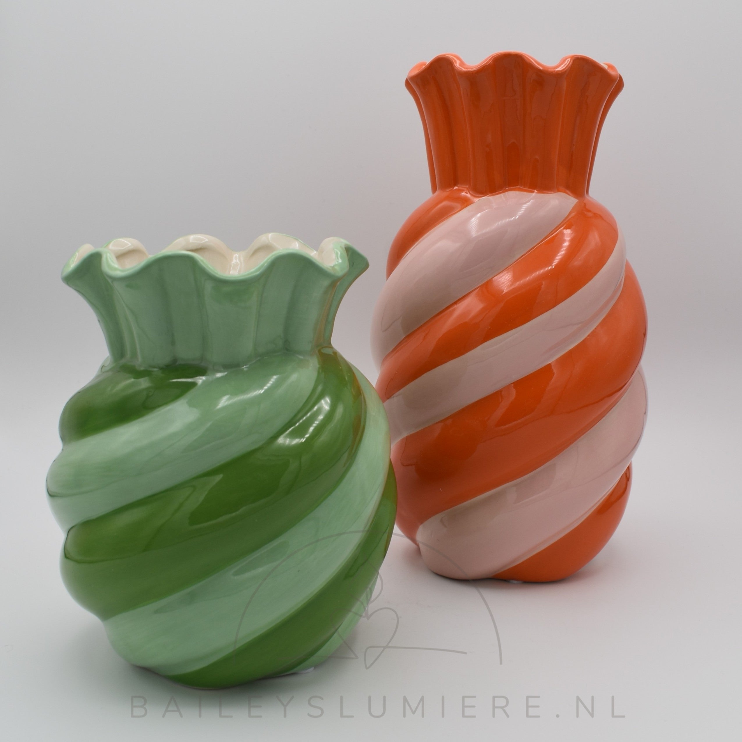 Keramieke Swirl vazen.