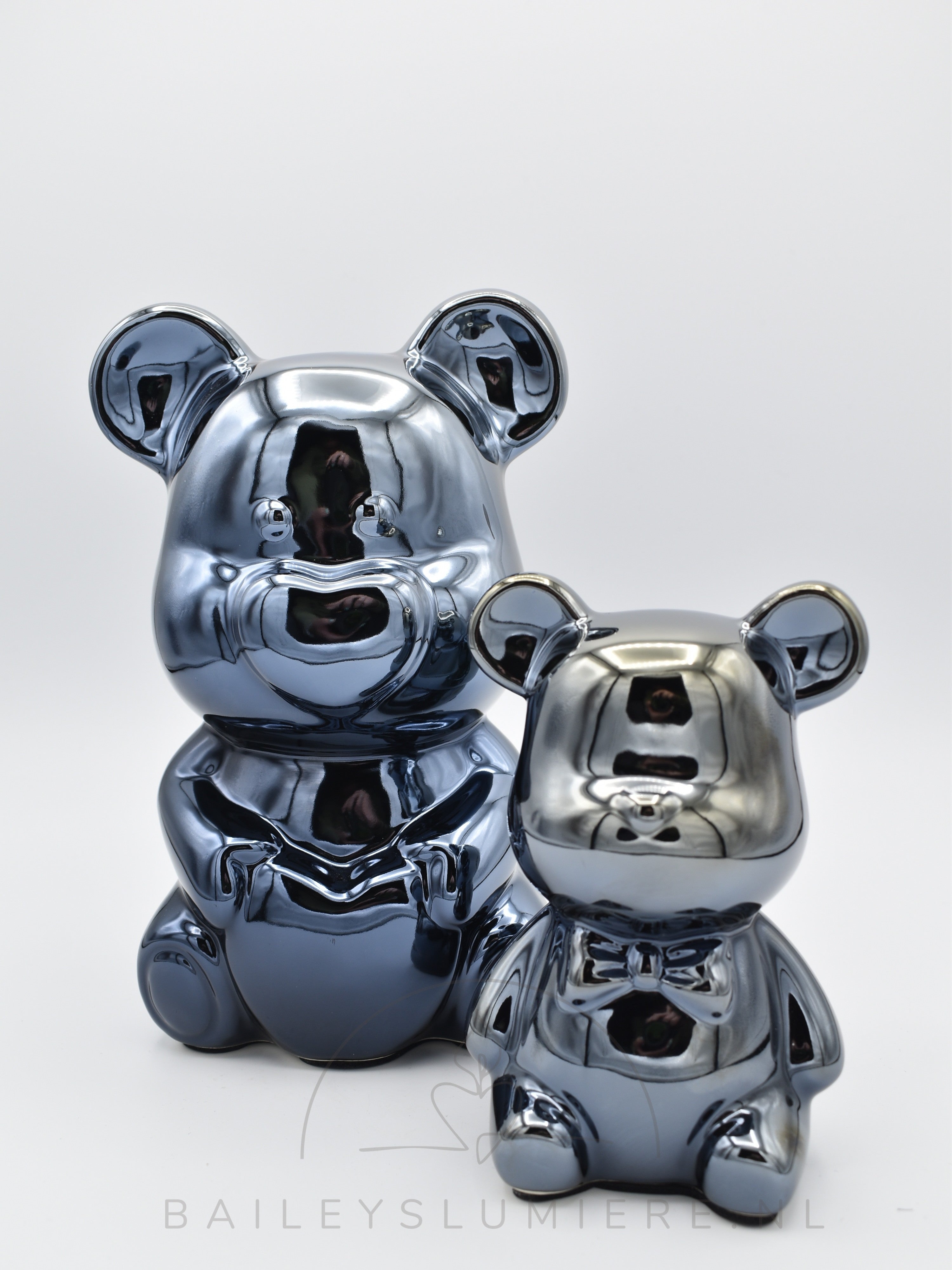 Keramische beer, zittend