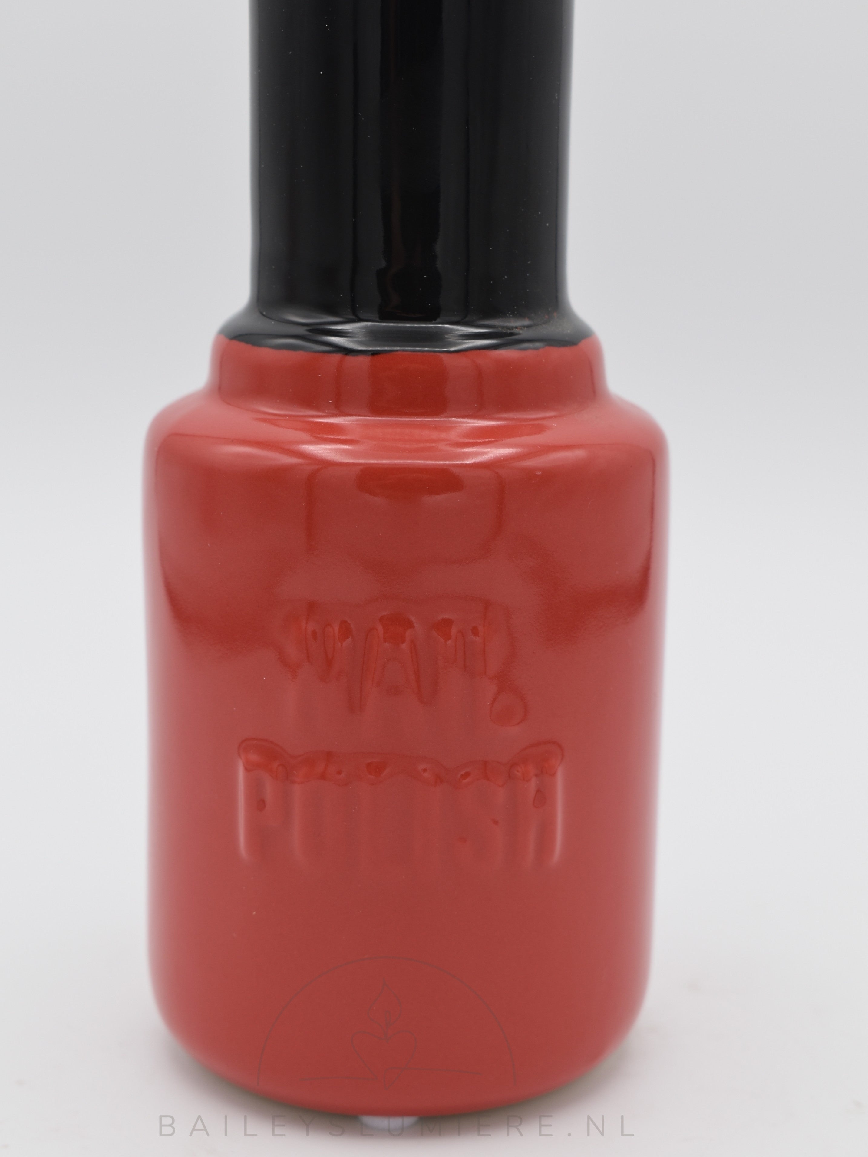 Decoratief nagellak vaasje